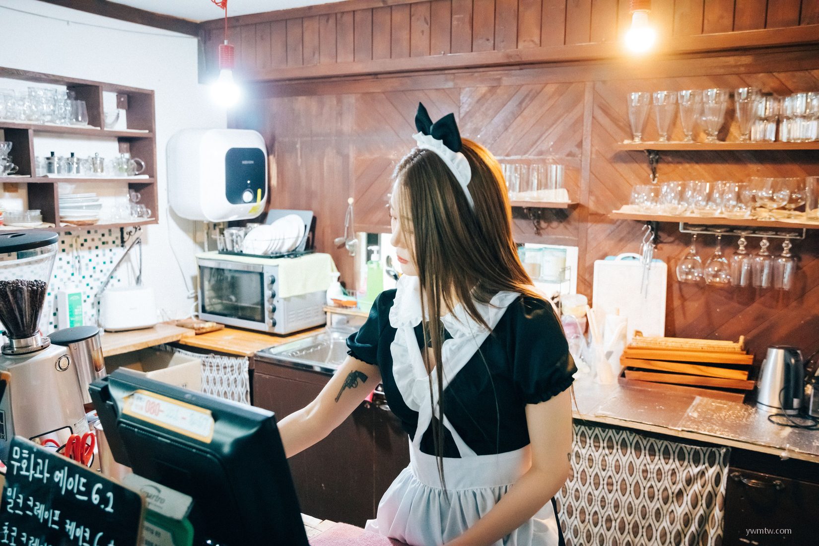 Maid Bomi [ϺLoozyӰ] cafe P.4