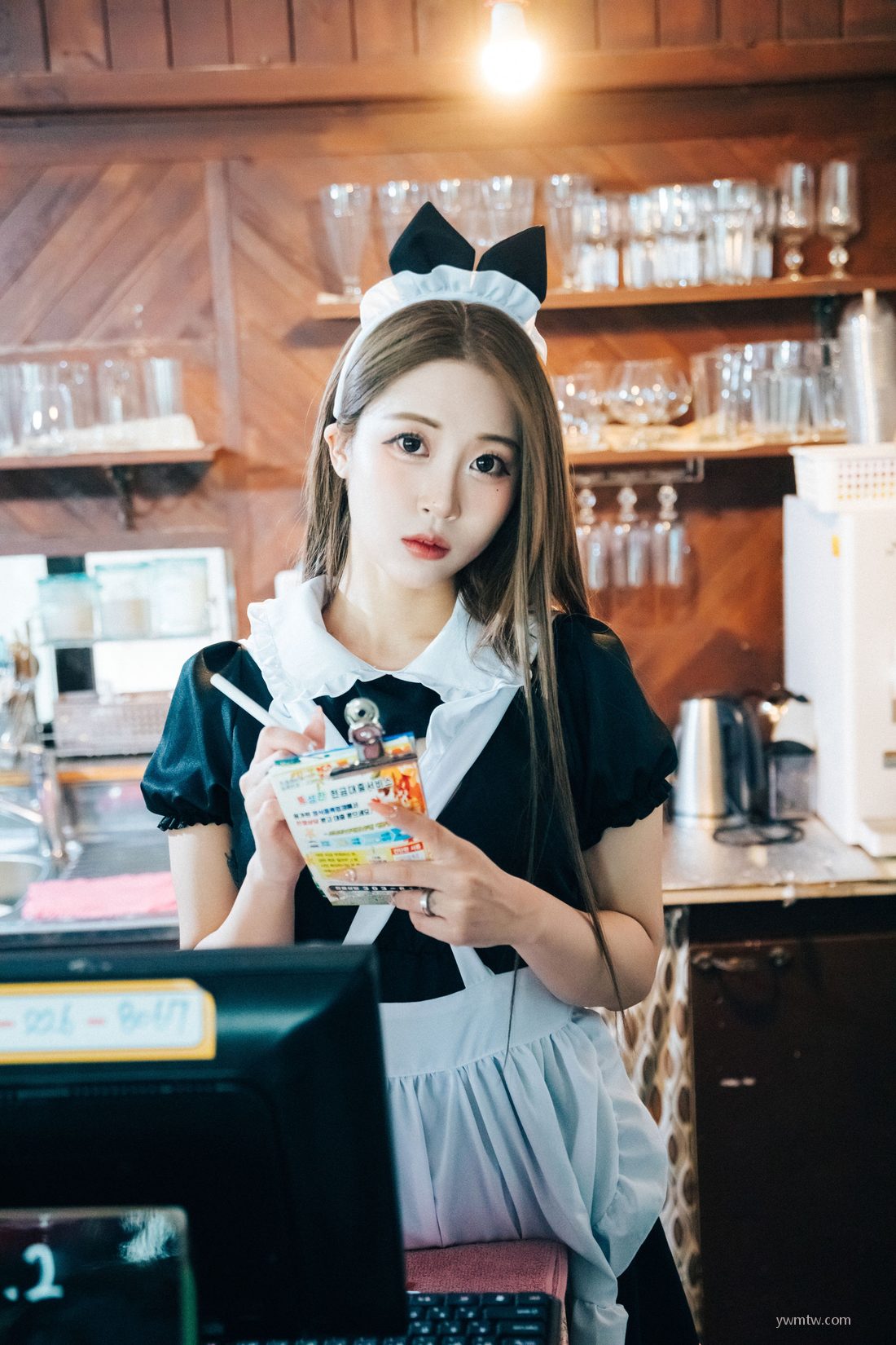 Bomi cafe Maid [ϺLoozyӰ] P.8